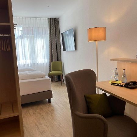 Hotel-Restaurant Und Gaestehaus Loewen Süßen 외부 사진