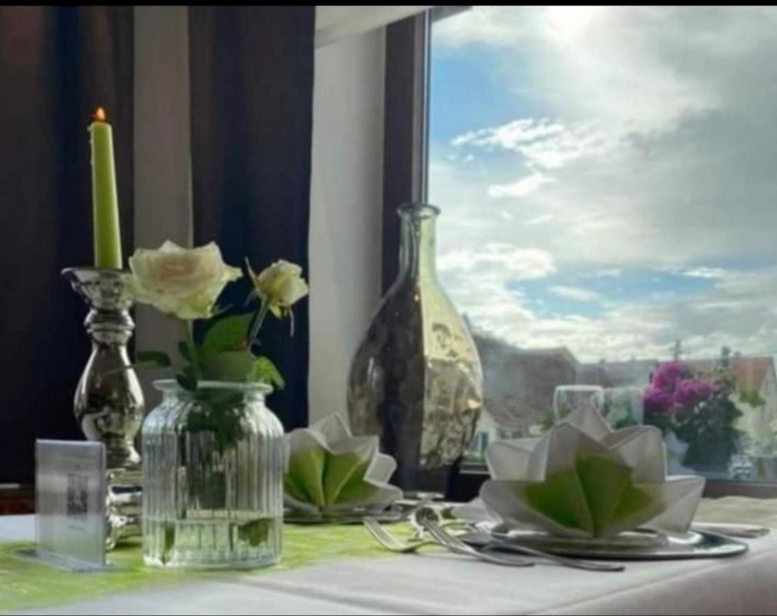 Hotel-Restaurant Und Gaestehaus Loewen Süßen 외부 사진