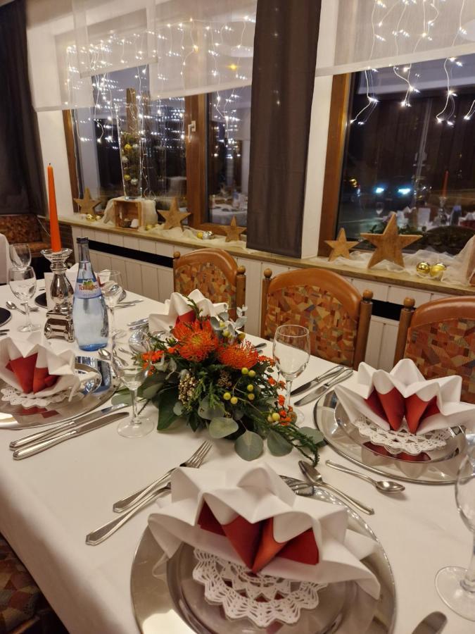 Hotel-Restaurant Und Gaestehaus Loewen Süßen 외부 사진