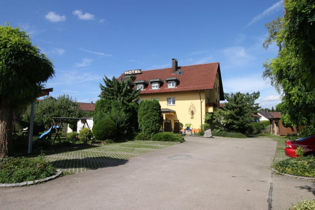 Hotel-Restaurant Und Gaestehaus Loewen Süßen 외부 사진