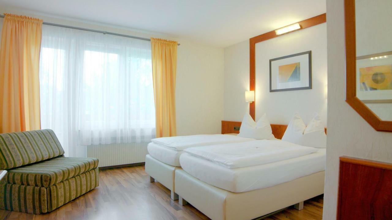 Hotel-Restaurant Und Gaestehaus Loewen Süßen 외부 사진